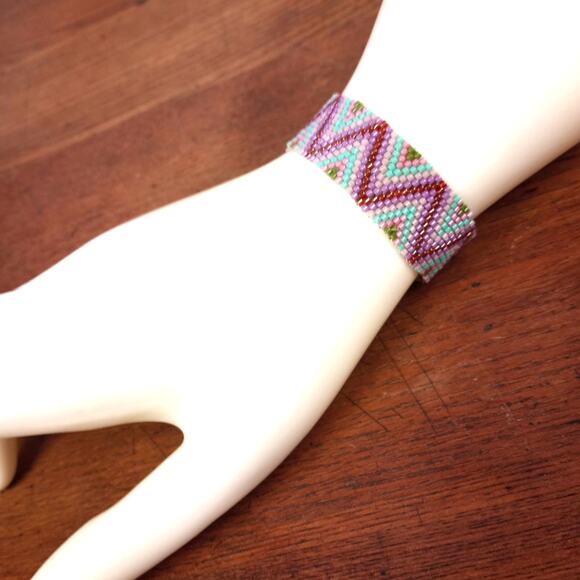 HANDMADE  Chevron Design Beaded Cuff Bracelet  Bohemian Festival Beach - Picture 2 of 6